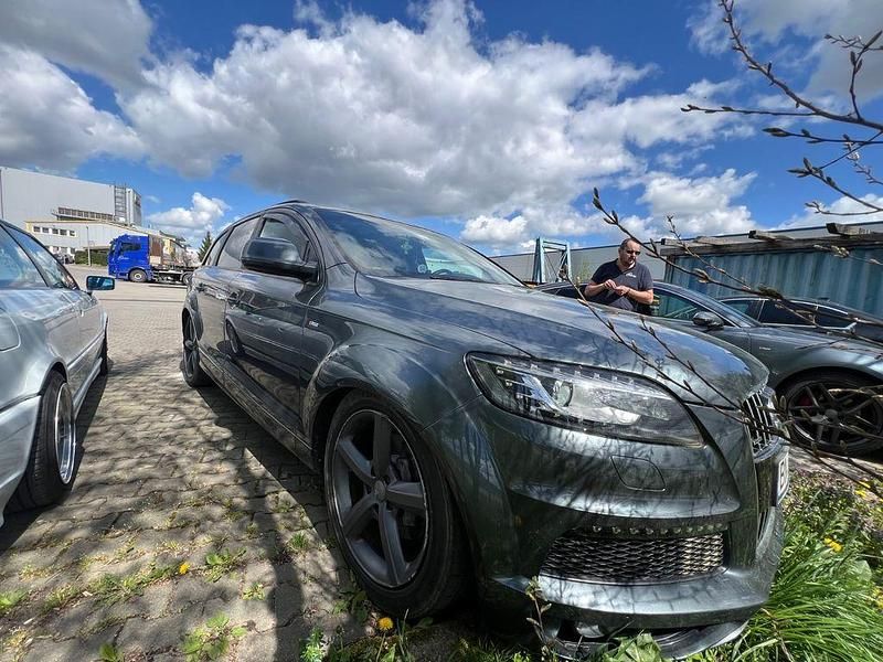 Second-hand Audi Q7 245 CP (180 kW) 2012 Gri SUV