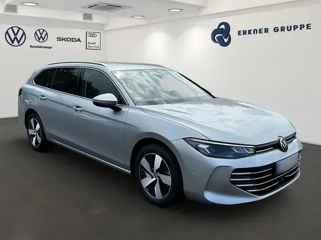 Gebraucht VW Passat Business 150 PS (110 kW) 2025 Kombi