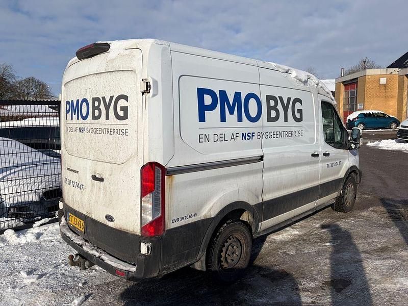 Gebraucht Ford Transit 131 PS (96 kW) 2020 Weiß Van / Kleinbus