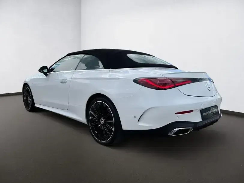 Gebraucht Mercedes CLE300 Premium 258 PS (189 kW) 2025 Weiß manufaktur opalithwei bright Cabrio