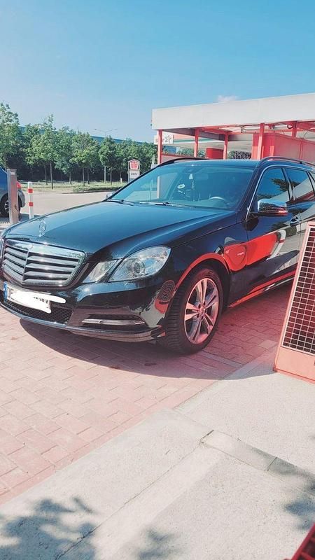 Gebraucht Mercedes 250 204 PS (150 kW) 2012 Schwarz Kombi