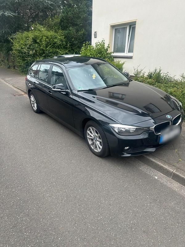 Schwarz Gebraucht 2013 BMW 316 Kombi | 6.500 € (Fairer Preis) - Bild 1/4