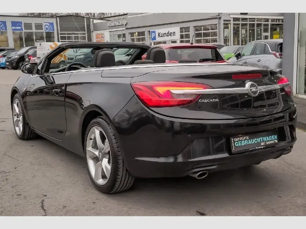 Gebraucht Opel Cascada Edition 120 PS (88 kW) 2013 Schwarz Cabrio