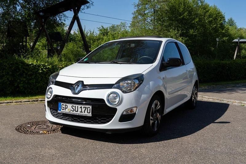 Weiß Gebraucht 2014 Renault Twingo Dynamique Kleinwagen | 3.950 € (Fairer Preis) - Bild 1/4