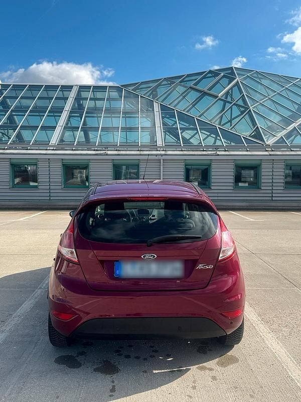 Gebraucht Ford Fiesta 2013 Rot Kleinwagen