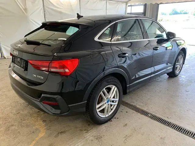 Gebraucht Audi Q3 Performance 150 PS (110 kW) 2022 Mythosschwarz metallic SUV