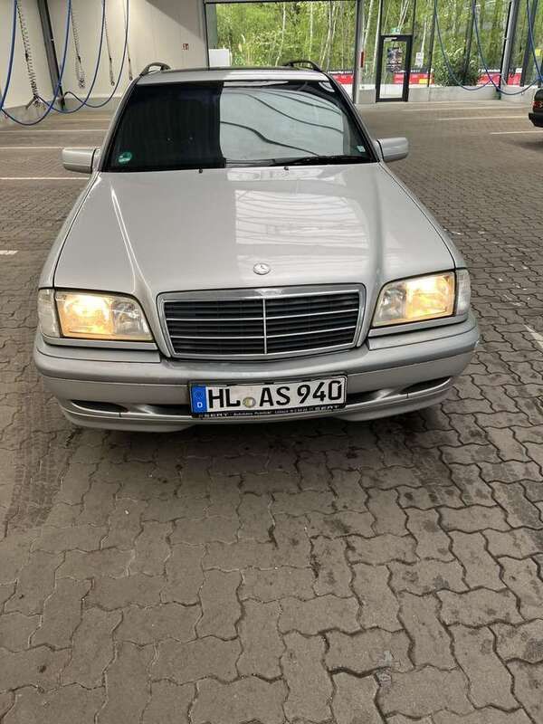 Gebraucht 1999 Mercedes C180 Kombi | 1.799 € (Guter Preis) - Bild 1/4