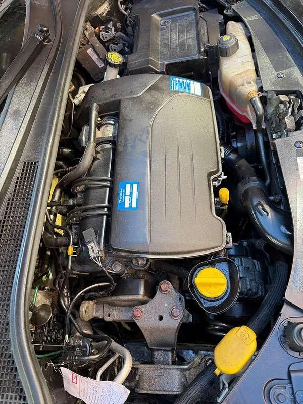 Gebraucht Renault Clio II 101 PS (74 kW) 2009 Schwarz Kleinwagen