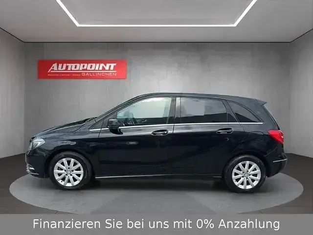 Gebraucht Mercedes B220 170 PS (125 kW) 2014 Schwarz Kleinwagen