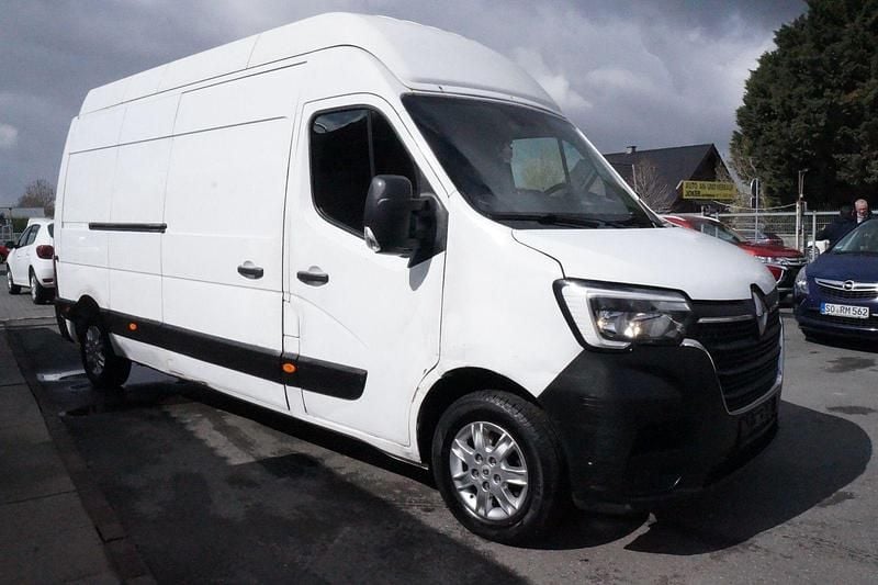 Second-hand Renault Master 179 CP (131 kW) 2020 Alb Monovolum