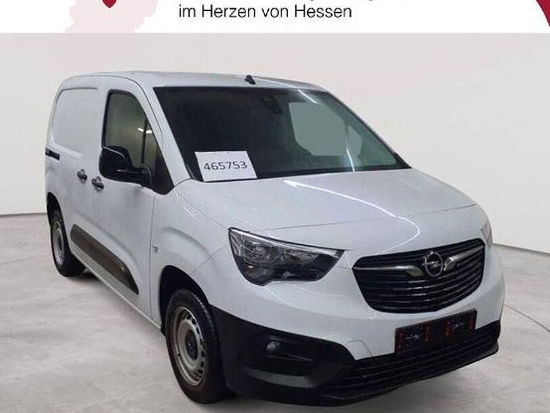 Gebraucht Opel Combo 102 PS (75 kW) 2024 Kaolin weiß Van