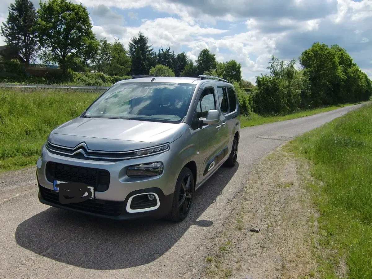 Gebraucht Citroën Berlingo Feel 110 PS (80 kW) 2019 Silber Van / Kleinbus