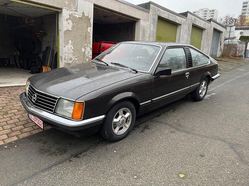 Gebraucht Opel Senator 136 PS (100 kW) 1981 Schwarz Limousine