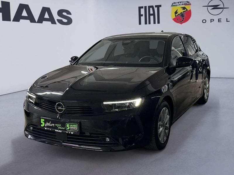 Gebraucht Opel Astra Enjoy 131 PS (96 kW) 2023 Lackierung schwarz perla nera/ Limousine