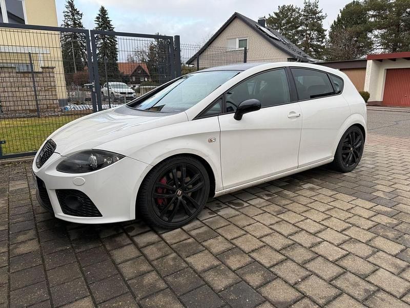 Gebraucht Seat Leon CUPRA 241 PS (177 kW) 2008 Weiß Kleinwagen