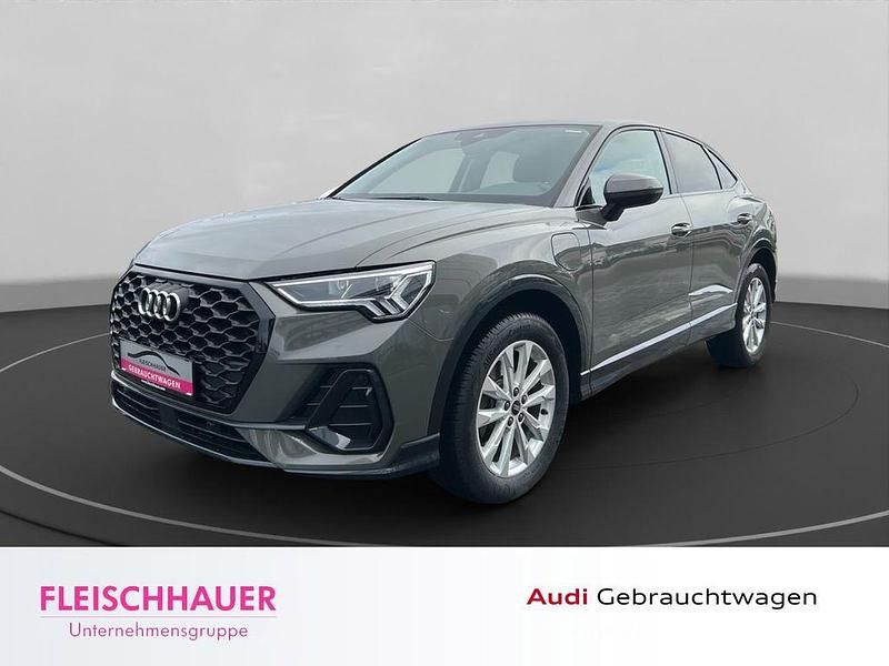 Grau Gebraucht 2022 Audi Q3 Sportback Comfort SUV | 34.990 € (Fairer Preis) - Bild 1/4