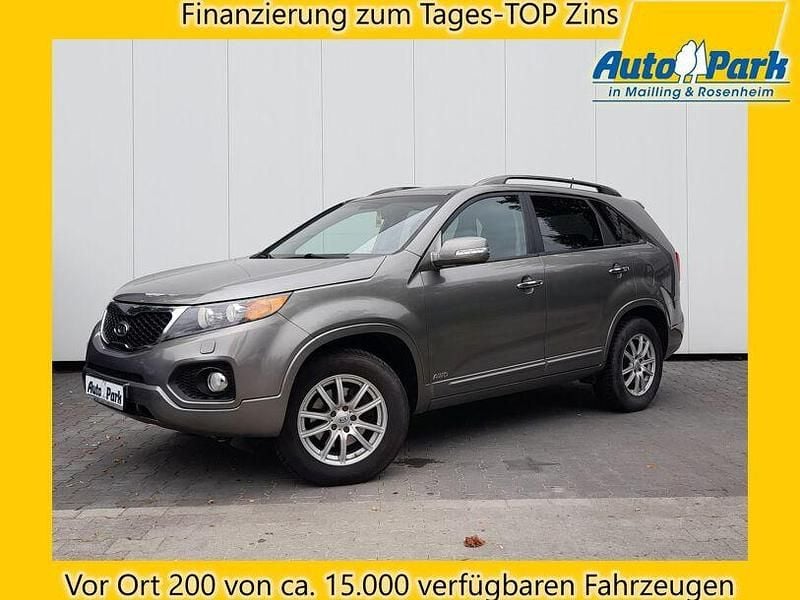 Silber Gebraucht 2013 Kia Sorento SUV | 12.977 € (Fairer Preis) - Bild 1/3