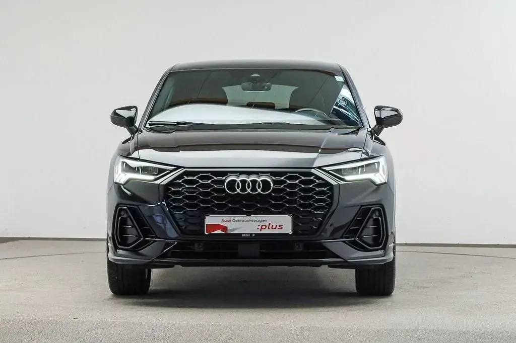Gebraucht Audi Q3 Sportback S-Line 190 PS (139 kW) 2023 Mythosschwarz metallic SUV