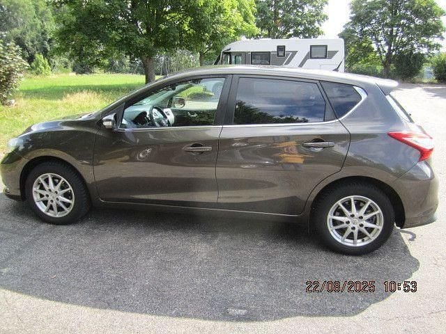 Braun Gebraucht 2018 Nissan Pulsar N-Connecta Limousine | 11.100 € (Guter Preis) - Bild 1/4
