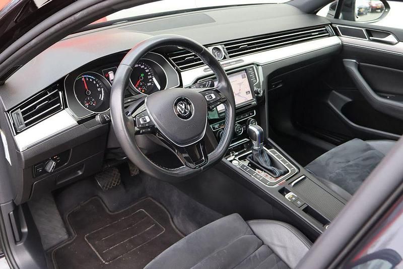 Gebraucht VW Passat Highline 218 PS (160 kW) 2015 Schwarz Kombi