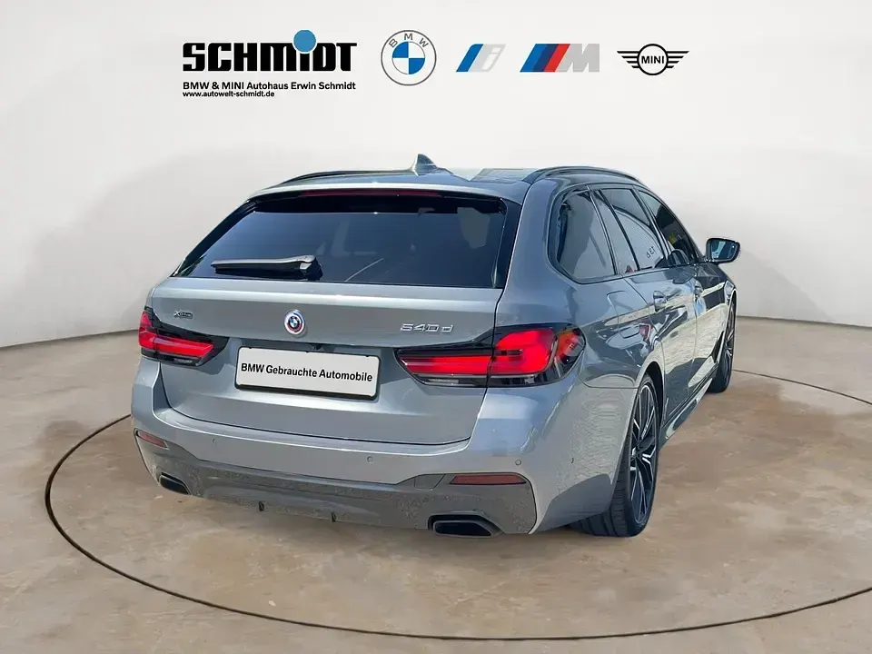 Gebraucht BMW 540 M Sport 340 PS (250 kW) 2022 M skyscraper grau Kombi