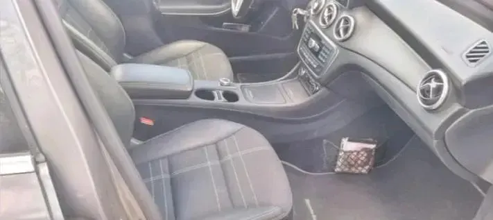 Gebraucht Mercedes GLA200 156 PS (114 kW) 2015 Silber SUV