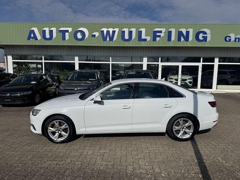 Gebraucht Audi A4 Sport 150 PS (110 kW) 2017 Weiß Limousine