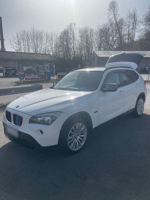 Gebraucht BMW X1 177 PS (130 kW) 2010 Weiß SUV