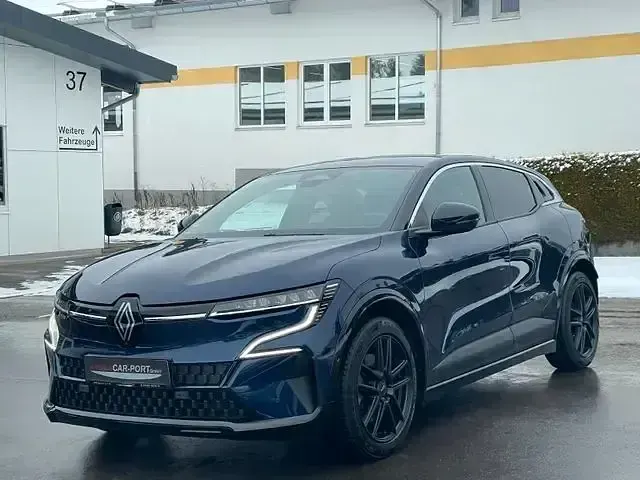 Gebraucht Renault Megane E-Tech Iconic 160 kW (218 PS) 2023 Blau Limousine
