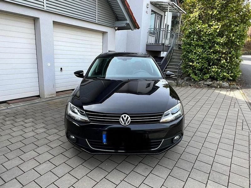 Gebraucht VW Jetta Comfortline 160 PS (117 kW) 2011 Schwarz Limousine