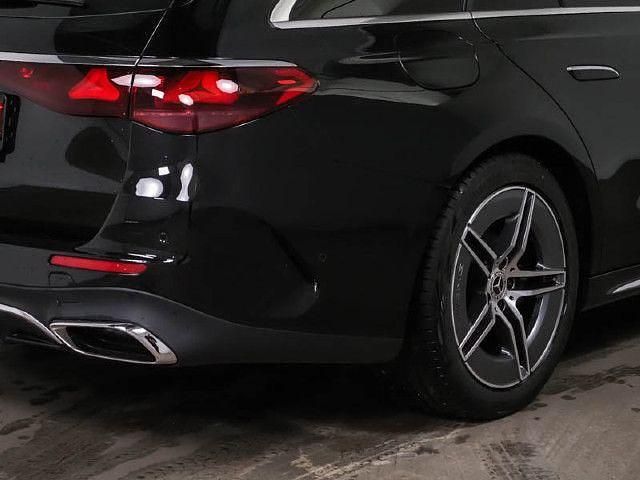 Gebraucht Mercedes E200 AMG 204 PS (150 kW) 2025 Schwarz Limousine