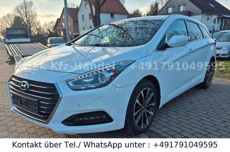 Gebraucht Hyundai i40 Style 165 PS (121 kW) 2017 Weiß Kombi