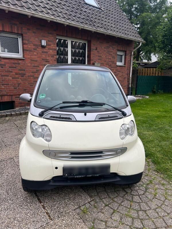 Grau Gebraucht 2005 Smart ForTwo Coupé Passion Coupé | 3.100 € (Etwas zu teuer) - Bild 1/4