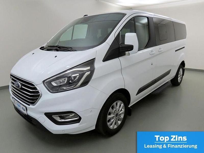 Gebraucht Ford Tourneo Custom Trend 136 PS (100 kW) 2021 Frostweiß Van