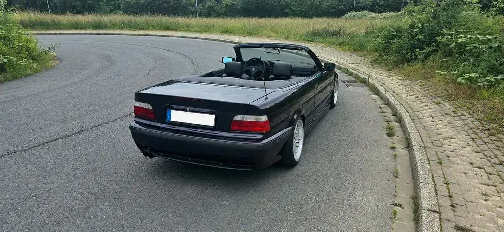Gebraucht BMW 318 M Sport 116 PS (85 kW) 1997 Violett Cabrio