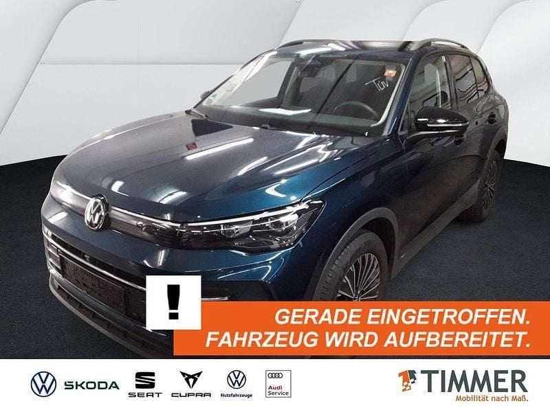 Gebraucht VW Tiguan Goal 150 PS (110 kW) 2025 Blau SUV