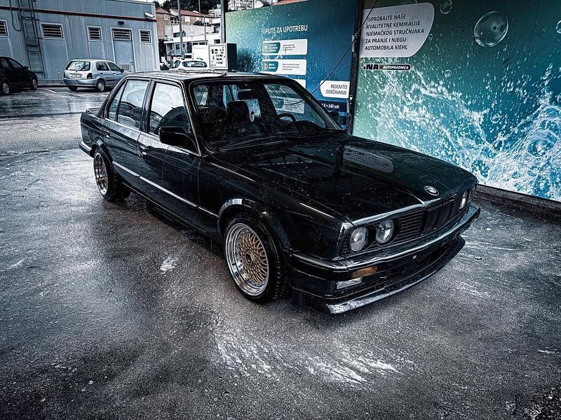 Gebraucht BMW 323 Performance 220 PS (161 kW) 1984 Limousine