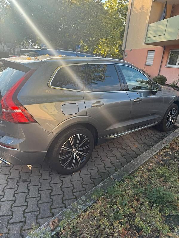 Gebraucht Volvo XC60 Inscription 190 PS (139 kW) 2019 Grau SUV