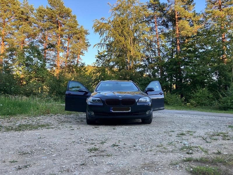 Gebraucht 2011 BMW 530 M Sport Kombi | 8.500 € (Superpreis) - Bild 1/4