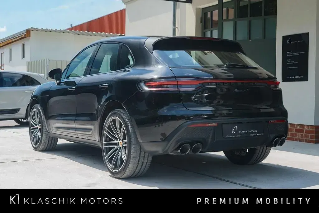 Gebraucht Porsche Macan 265 PS (194 kW) 2023 Schwarz SUV