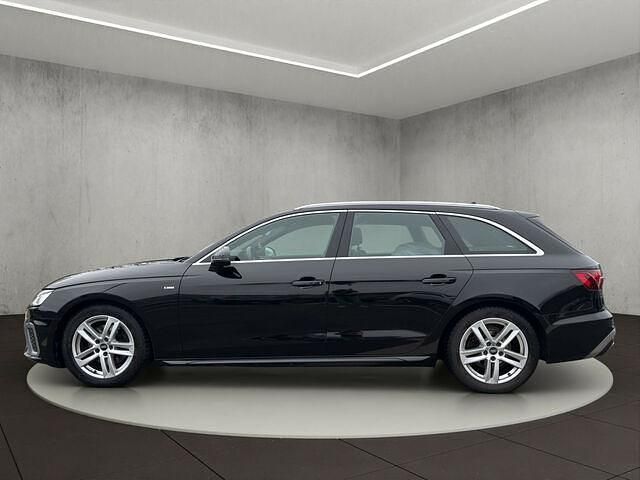 Gebraucht Audi A4 S-Line 150 PS (110 kW) 2021 Mythosschwarz metallic Kombi