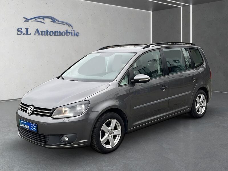 Gebraucht VW Touran Trendline 105 PS (77 kW) 2013 Grau Van / Kleinbus