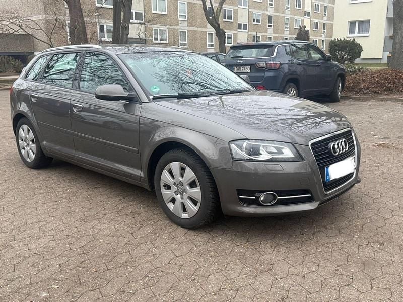 Gebraucht Audi A3 Ambition 160 PS (117 kW) 2012 Braun Limousine