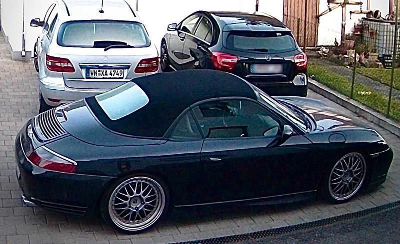 Second-hand Porsche 996 480 CP (353 kW) 2000 Negru Cabrio