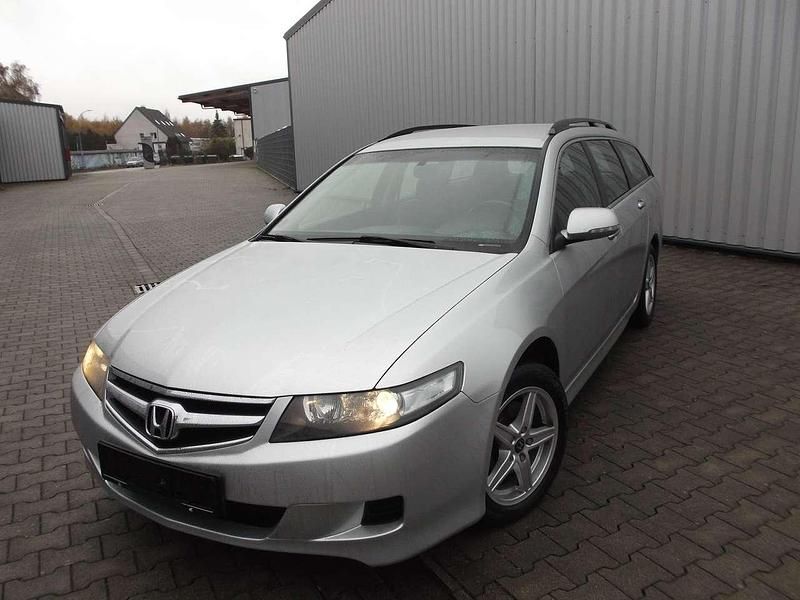 Gebraucht Honda Accord Executive 155 PS (114 kW) 2007 Silbermetallic . Kombi