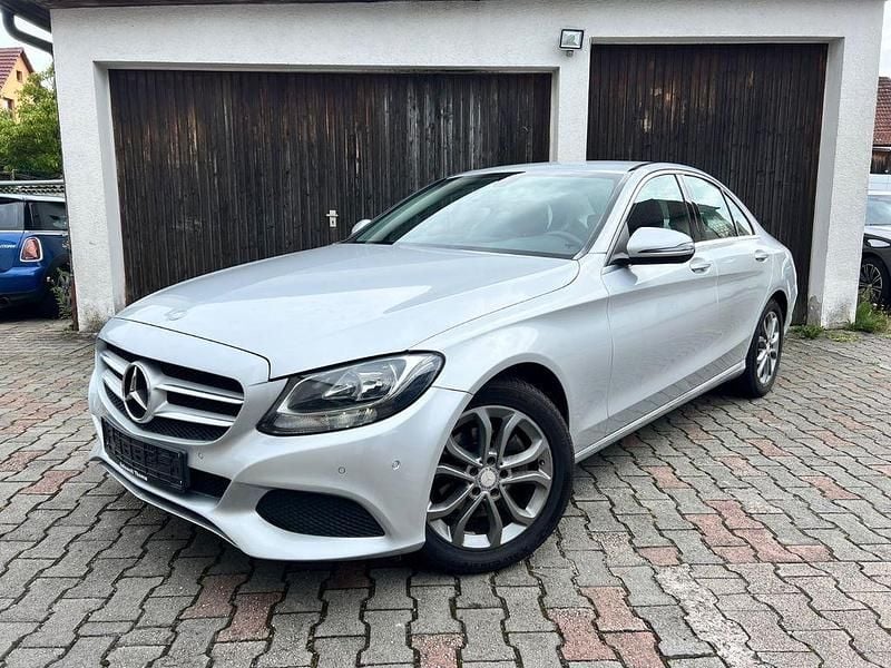 Silber Gebraucht 2016 Mercedes C180 Limousine | 14.999 € (Guter Preis) - Bild 1/4