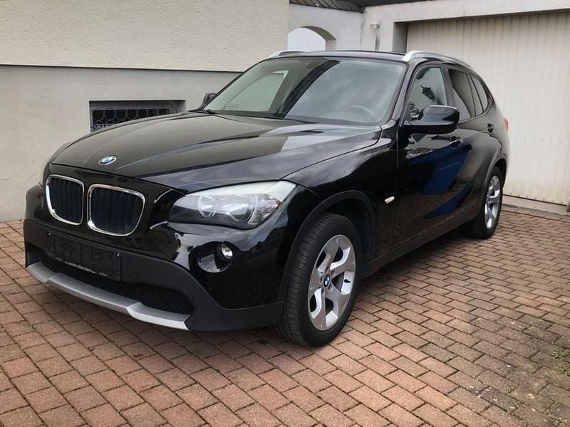 Gebraucht BMW X1 177 PS (130 kW) 2012 Schwarz SUV