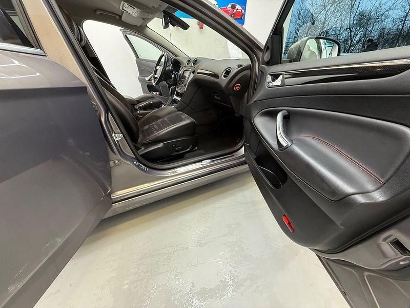 Gebraucht Ford Mondeo Business Edition 203 PS (149 kW) 2013 Braun Limousine