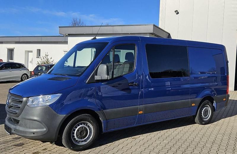 Gebraucht Mercedes Sprinter 163 PS (119 kW) 2018 Blau Van