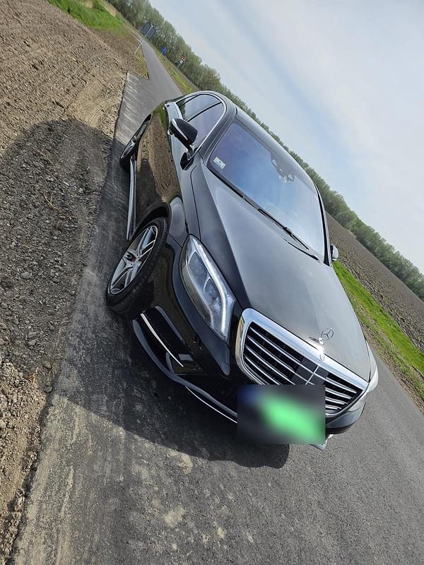 Second-hand Mercedes S550 2014 Negru Berlinǎ